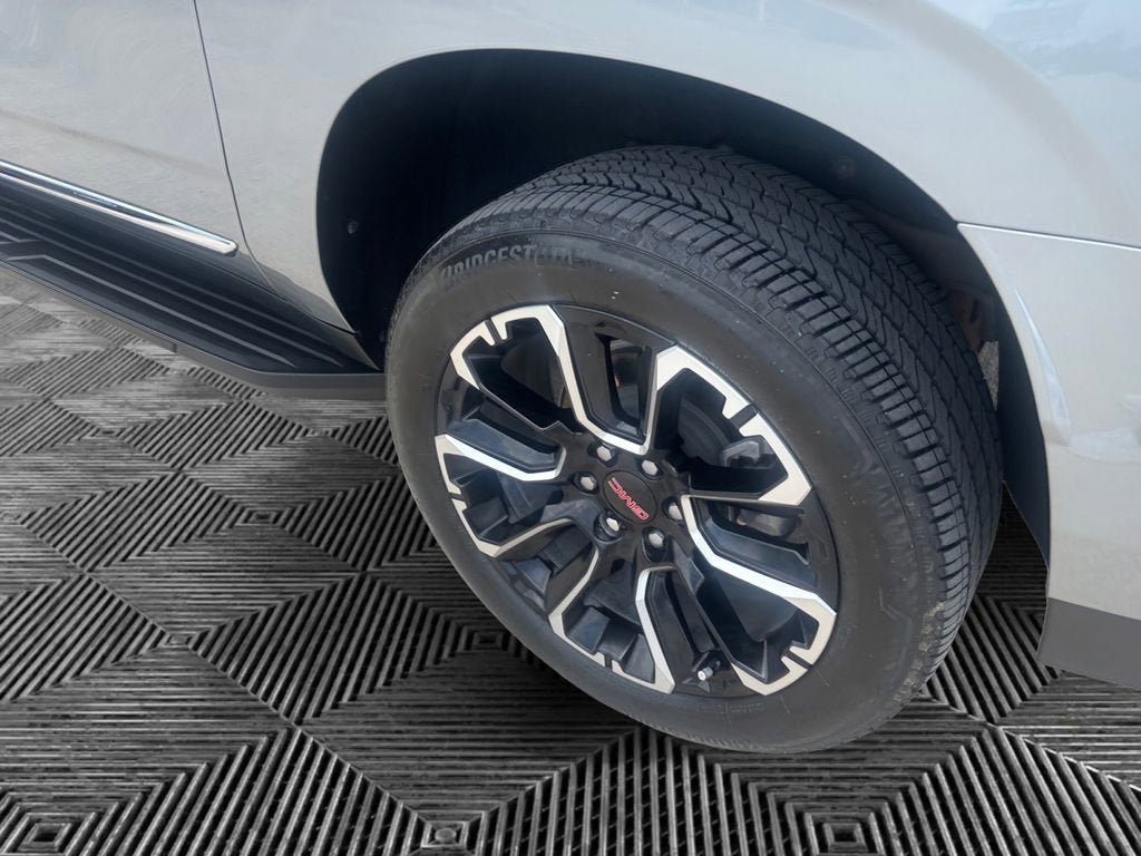 2024 GMC Yukon XL SLT