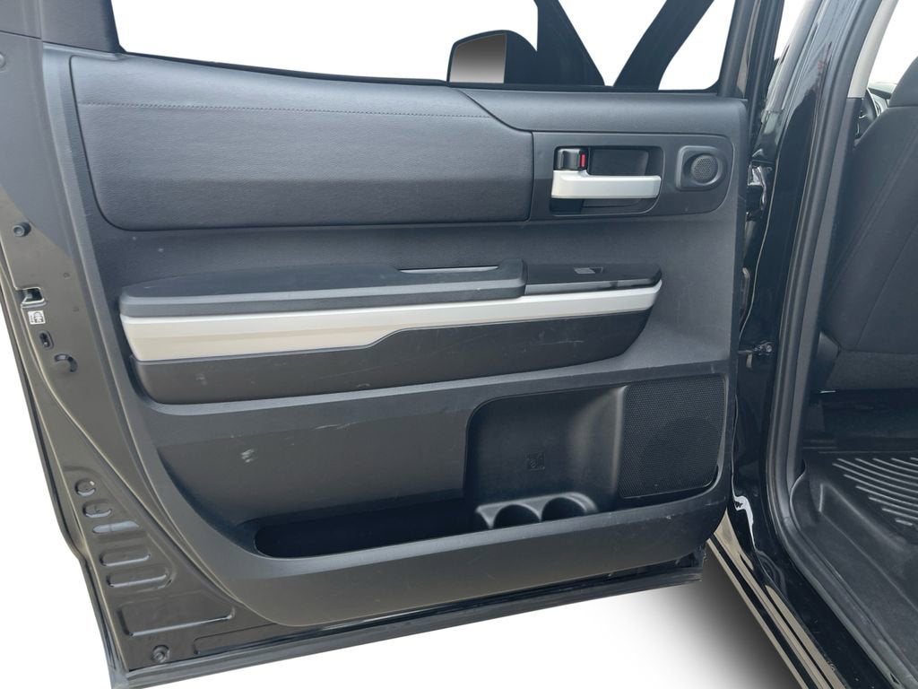 2018 Toyota Tundra SR5 5.7L V8