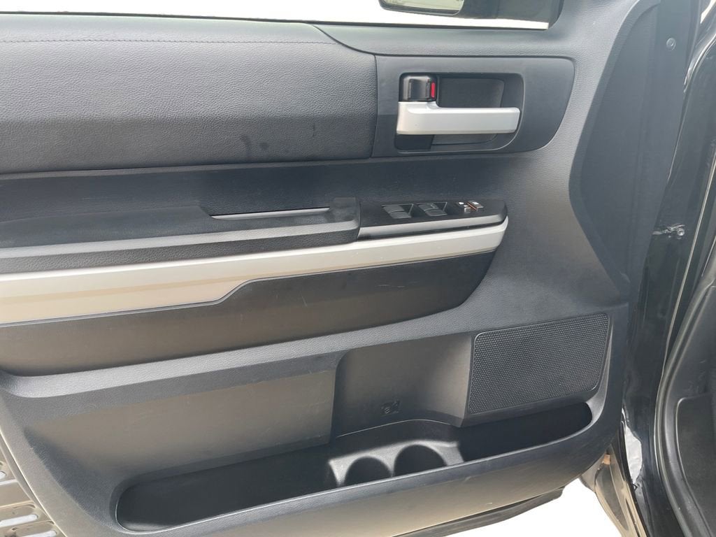 2018 Toyota Tundra SR5 5.7L V8