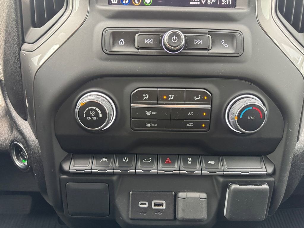 2024 Chevrolet Silverado 1500 Custom