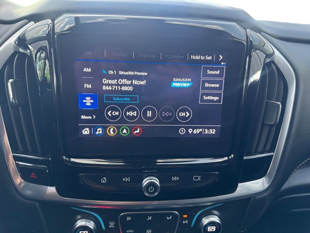 2021 Chevrolet Traverse RS