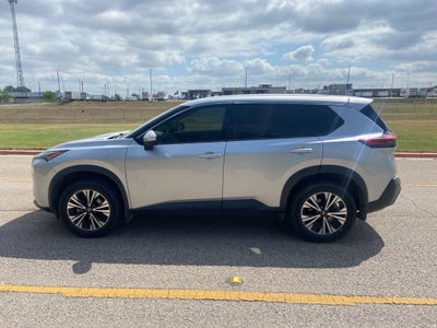 2021 Nissan Rogue SV FWD