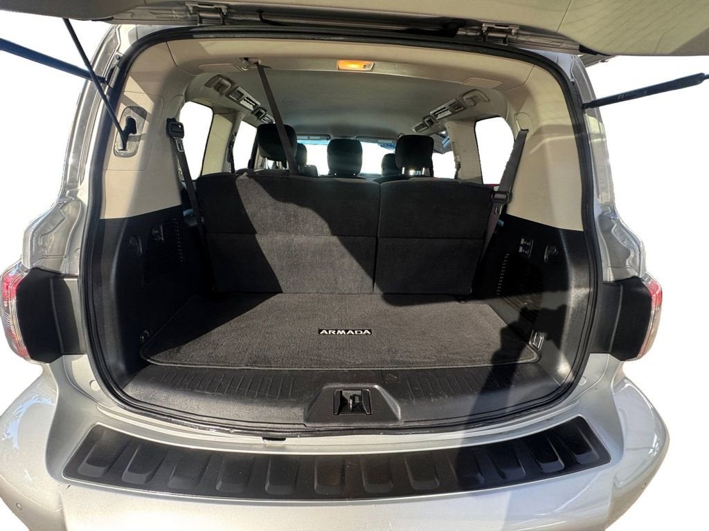 2017 Nissan Armada SV