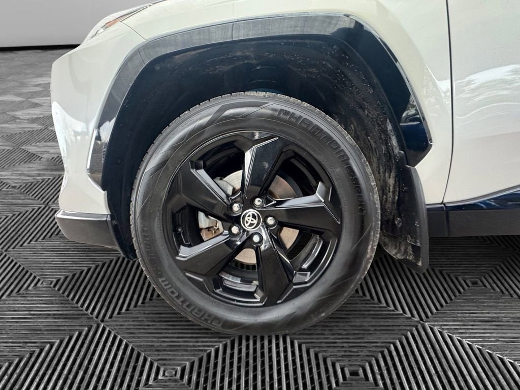 2020 Toyota RAV4 Hybrid XSE