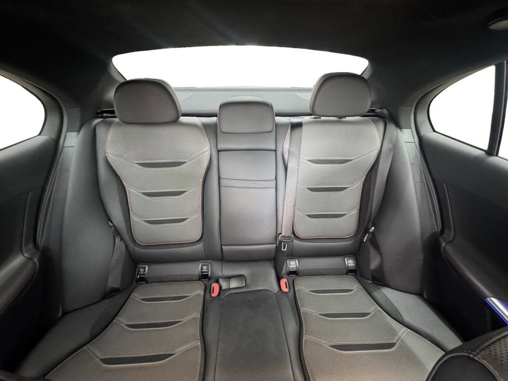 2025 Mercedes-Benz AMG® C 63 S E Performance