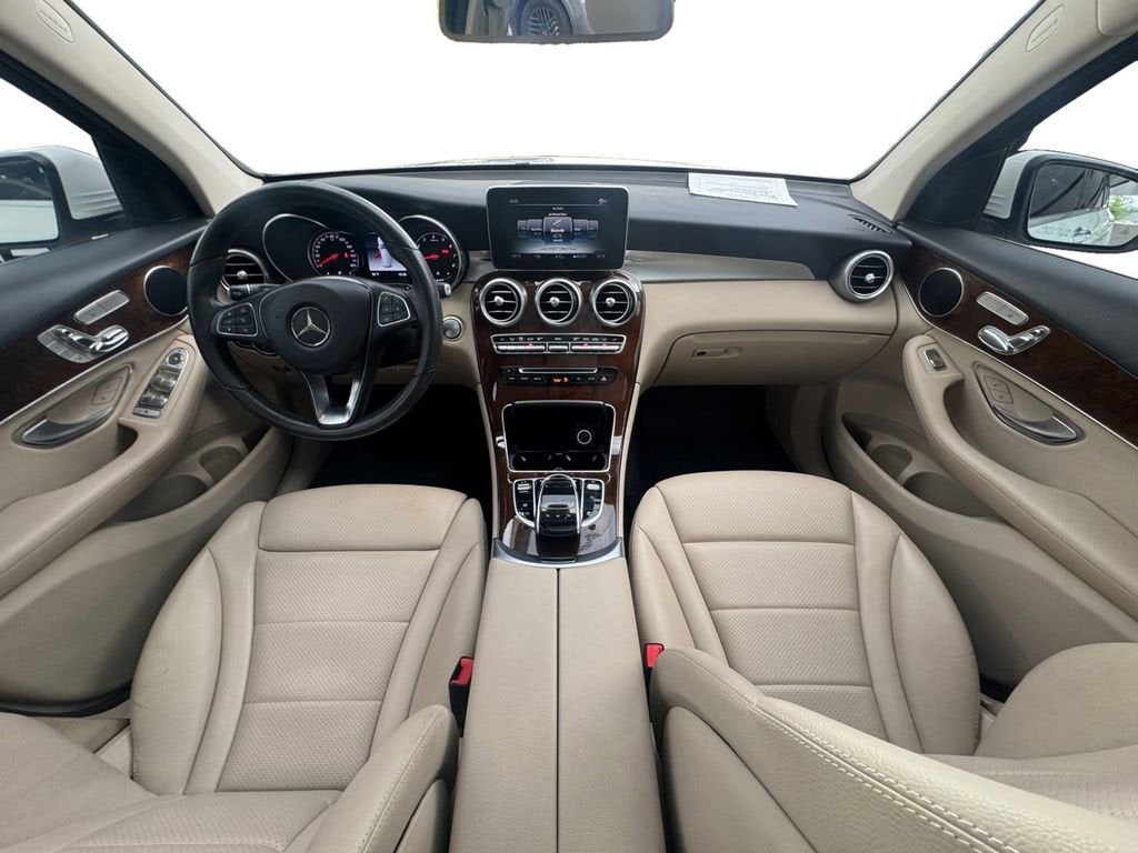 2018 Mercedes-Benz GLC 300 GLC 300