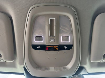 2023 Volvo XC60 Recharge Plug-In Hybrid T8 Plus Bright Theme