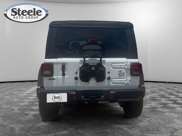 2025 Jeep Wrangler 4-Door Willys 4x4