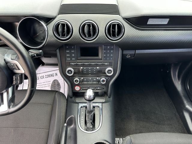 2017 Ford Mustang V6