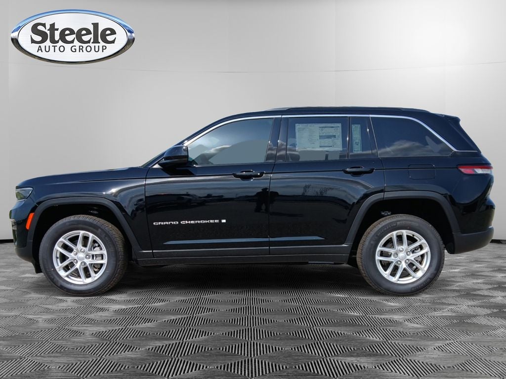 2024 Jeep Grand Cherokee GRAND CHEROKEE LAREDO X 4X2