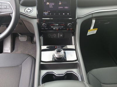 2024 Jeep Grand Cherokee GRAND CHEROKEE LAREDO X 4X4