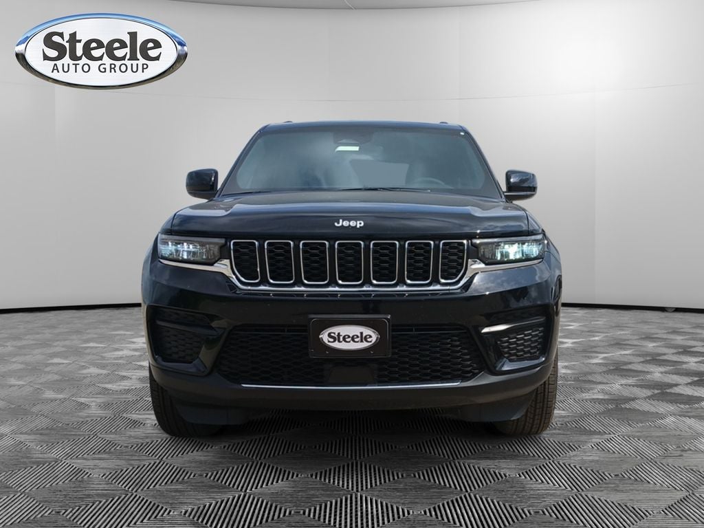 2024 Jeep Grand Cherokee GRAND CHEROKEE LAREDO X 4X4