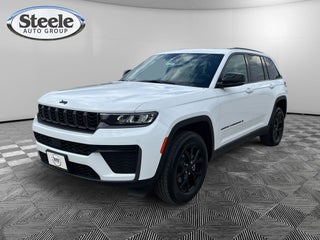 2026 Jeep Grand Cherokee Laredo