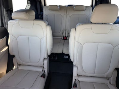 2025 Jeep Grand Cherokee GRAND CHEROKEE L LIMITED 4X2