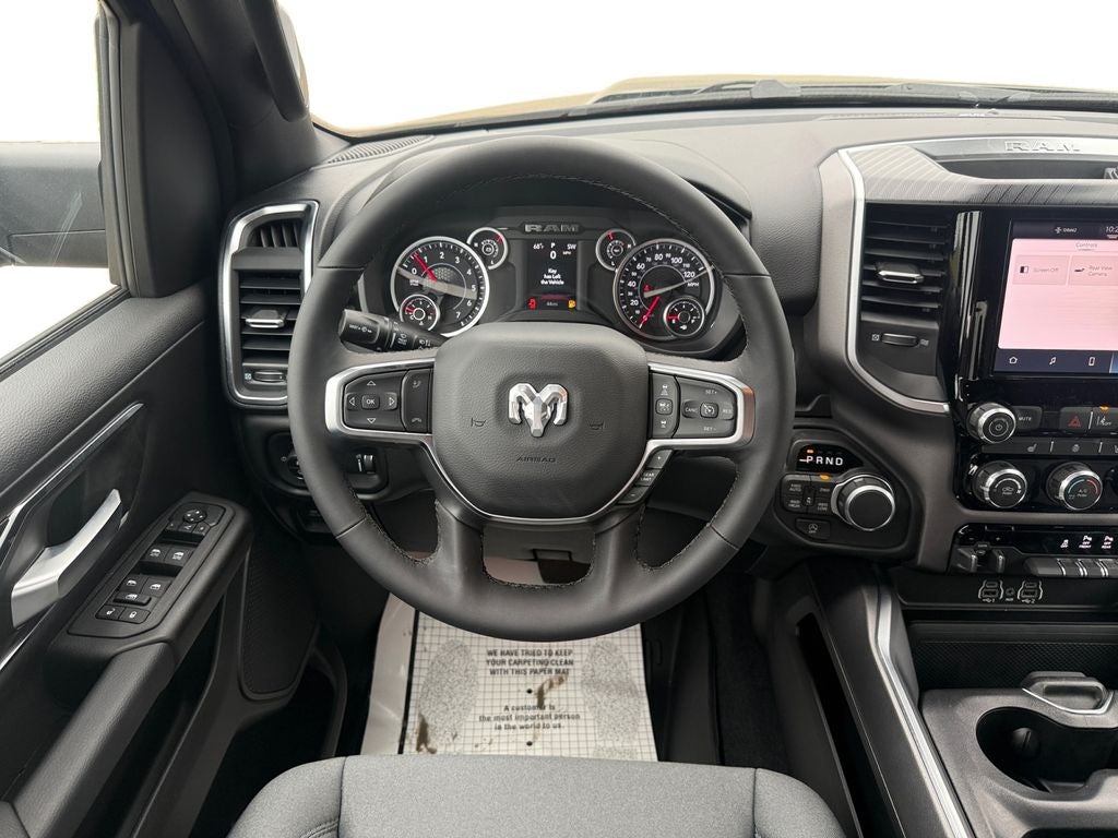 2026 RAM Ram 1500 RAM 1500 LONE STAR CREW CAB 4X4 5'7' BOX