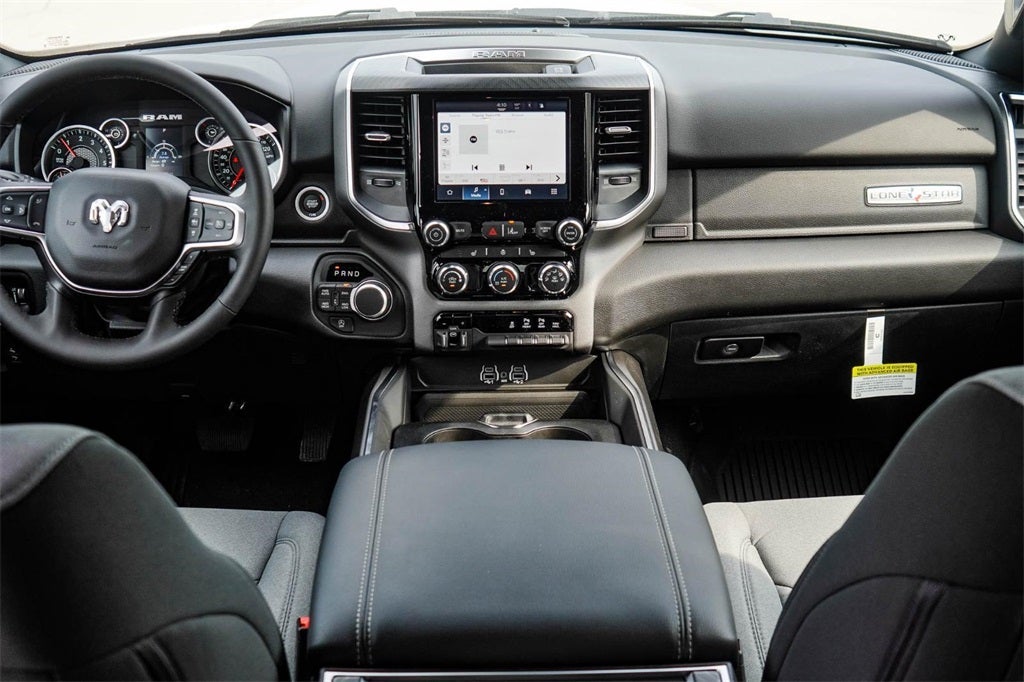 2025 RAM Ram 1500 RAM 1500 LONE STAR CREW CAB 4X4 6'4' BOX