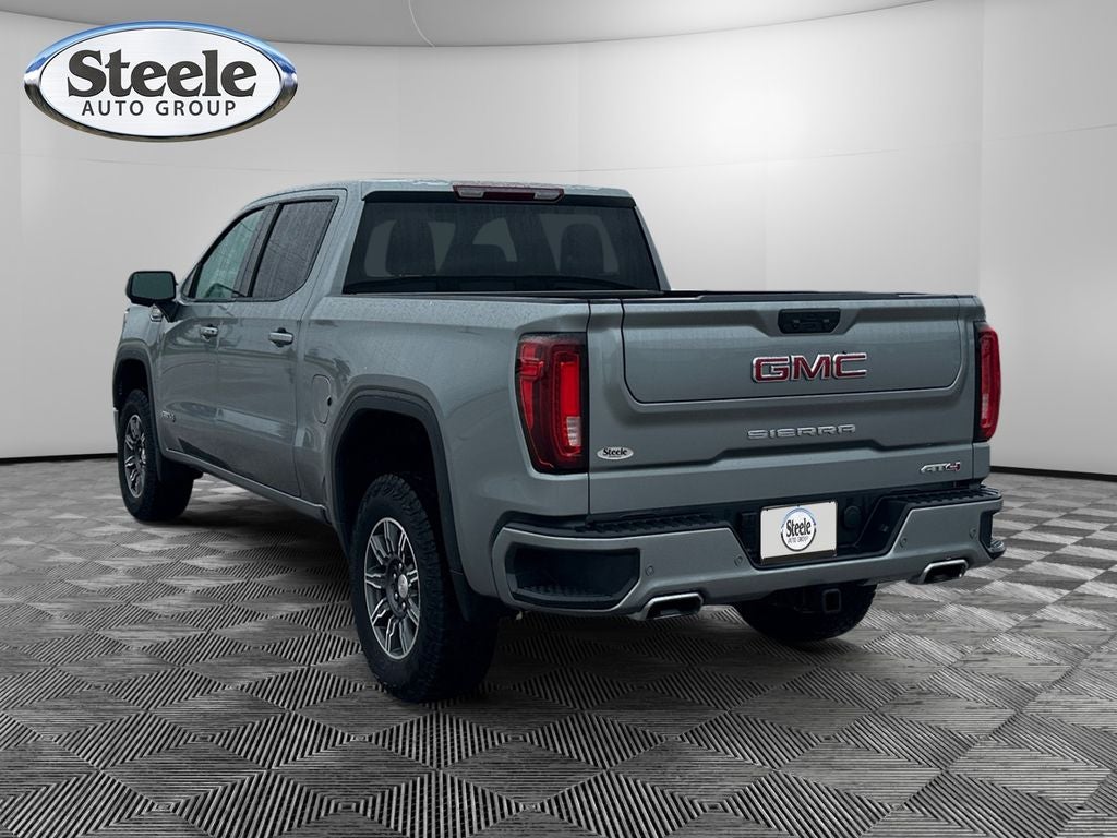 2025 GMC Sierra 1500 AT4