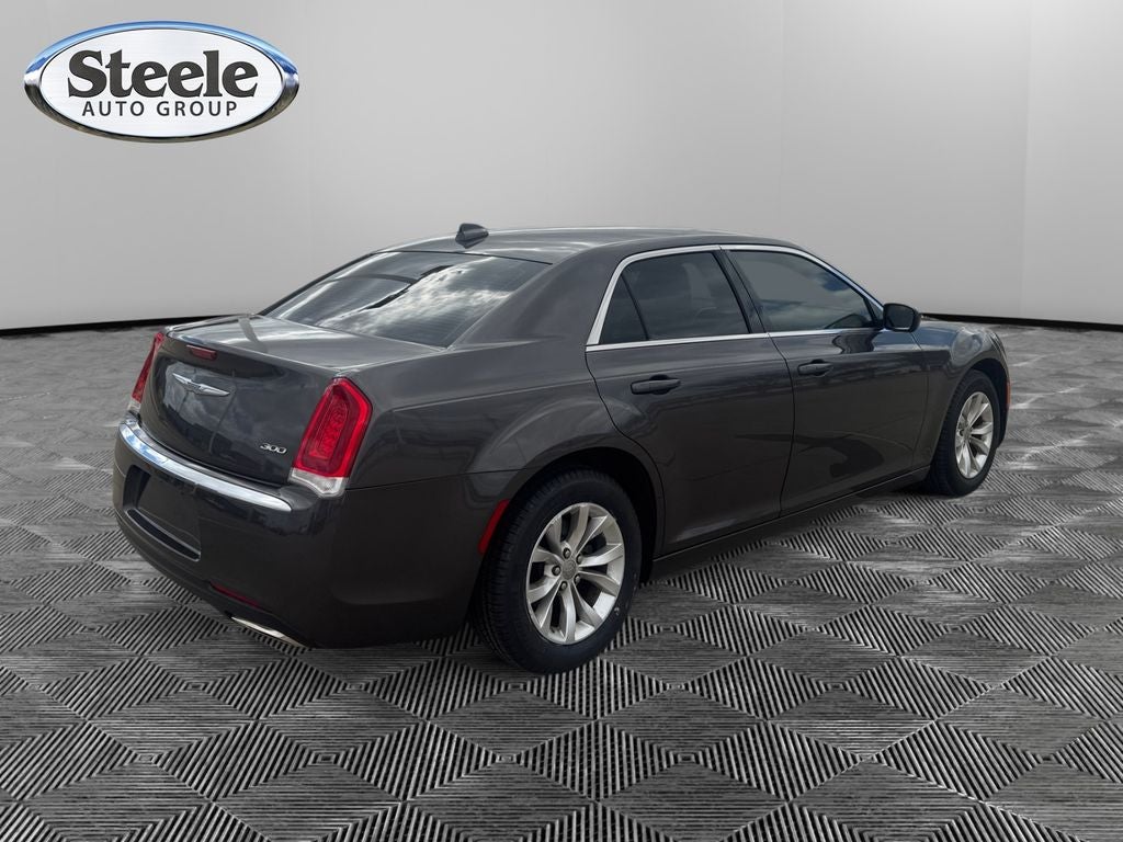 2023 Chrysler 300 Touring