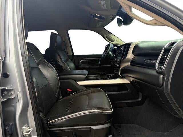 2021 RAM 3500 Laramie Crew Cab 4x4 8' Box