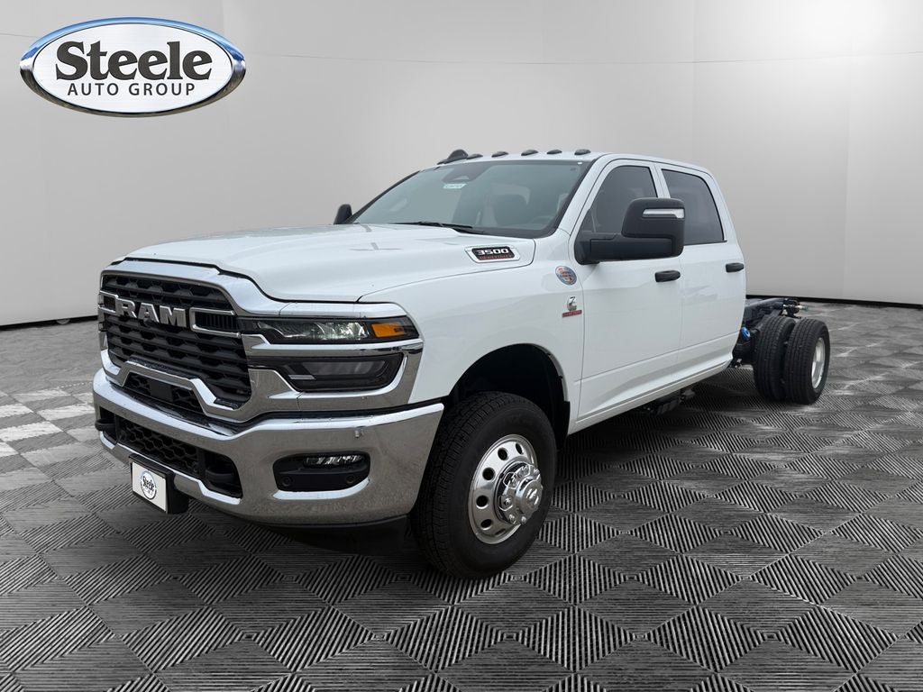 2026 RAM Ram 3500 Chassis Cab RAM 3500 TRADESMAN CREW CAB CHASSIS 4X4 60' CA