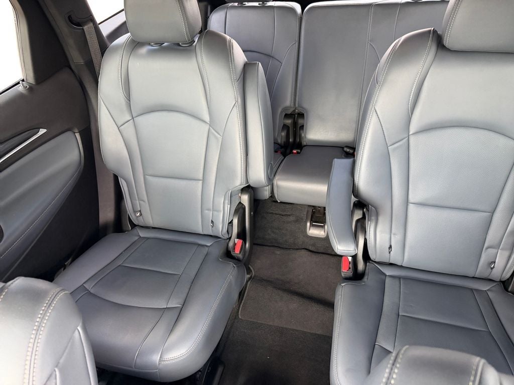 2023 Buick Enclave Essence FWD