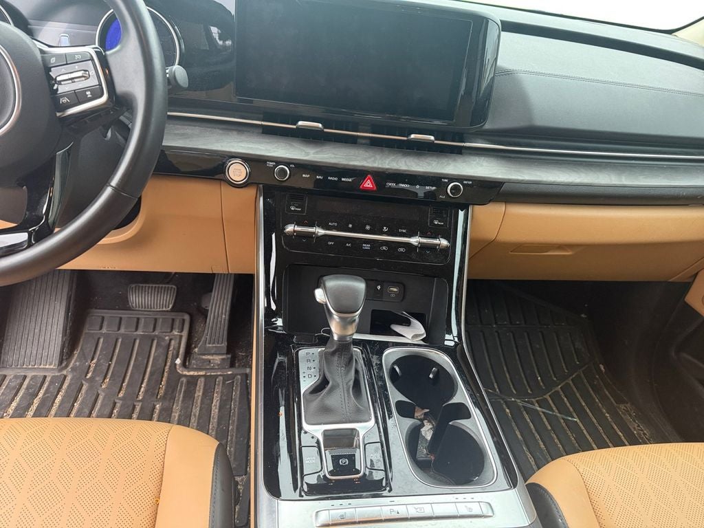 2024 Kia Carnival EX