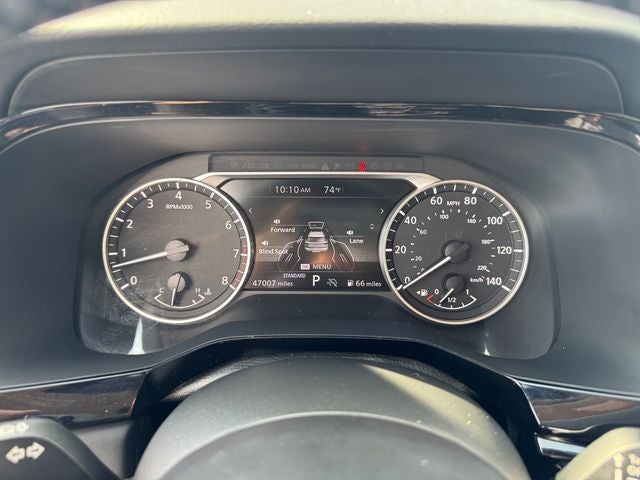 2023 Nissan Pathfinder SV