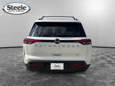 2023 Nissan Pathfinder SV