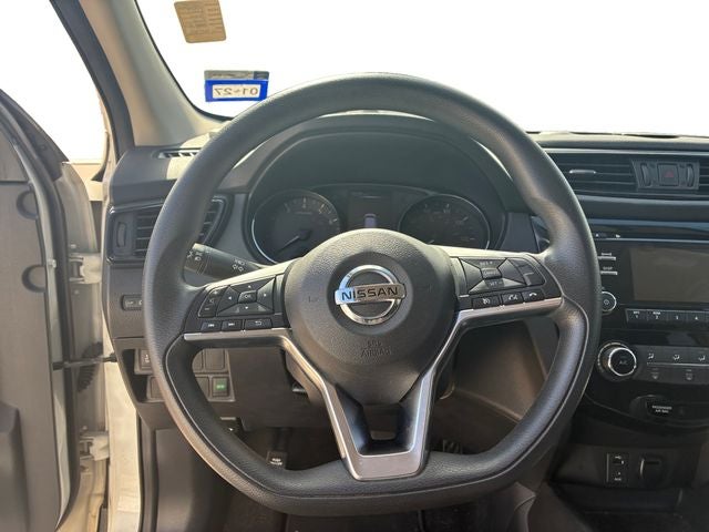 2017 Nissan Rogue Sport S