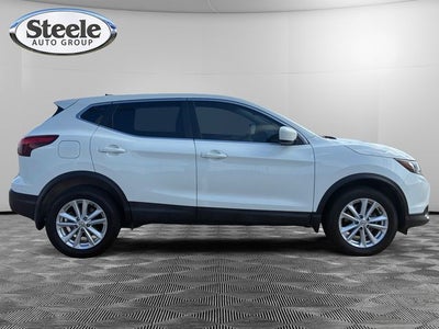 2017 Nissan Rogue Sport S