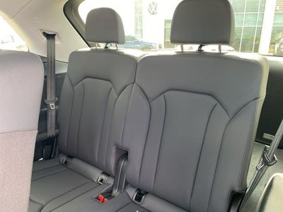 2022 Audi Q7 45 Premium quattro